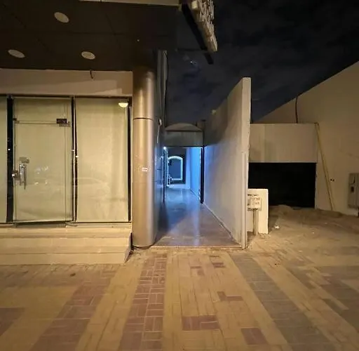 Hayat House
