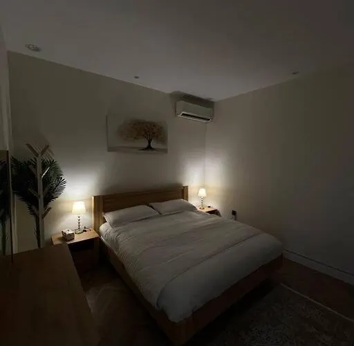 Hayat House